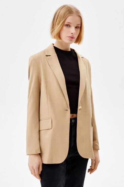 Classic Beige Single-Button Blazer